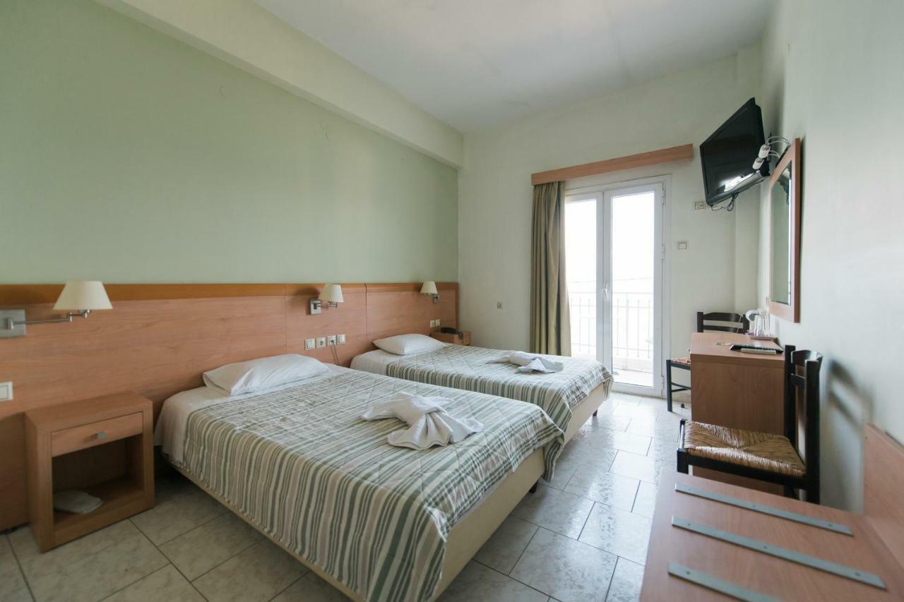 Plaz Hotel Селіанітіка Екстер'єр фото